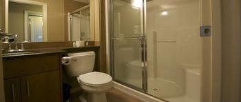 O Suites Vetro Sasso Calgary