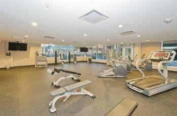 Hotel O Suites Vetro Sasso Calgary